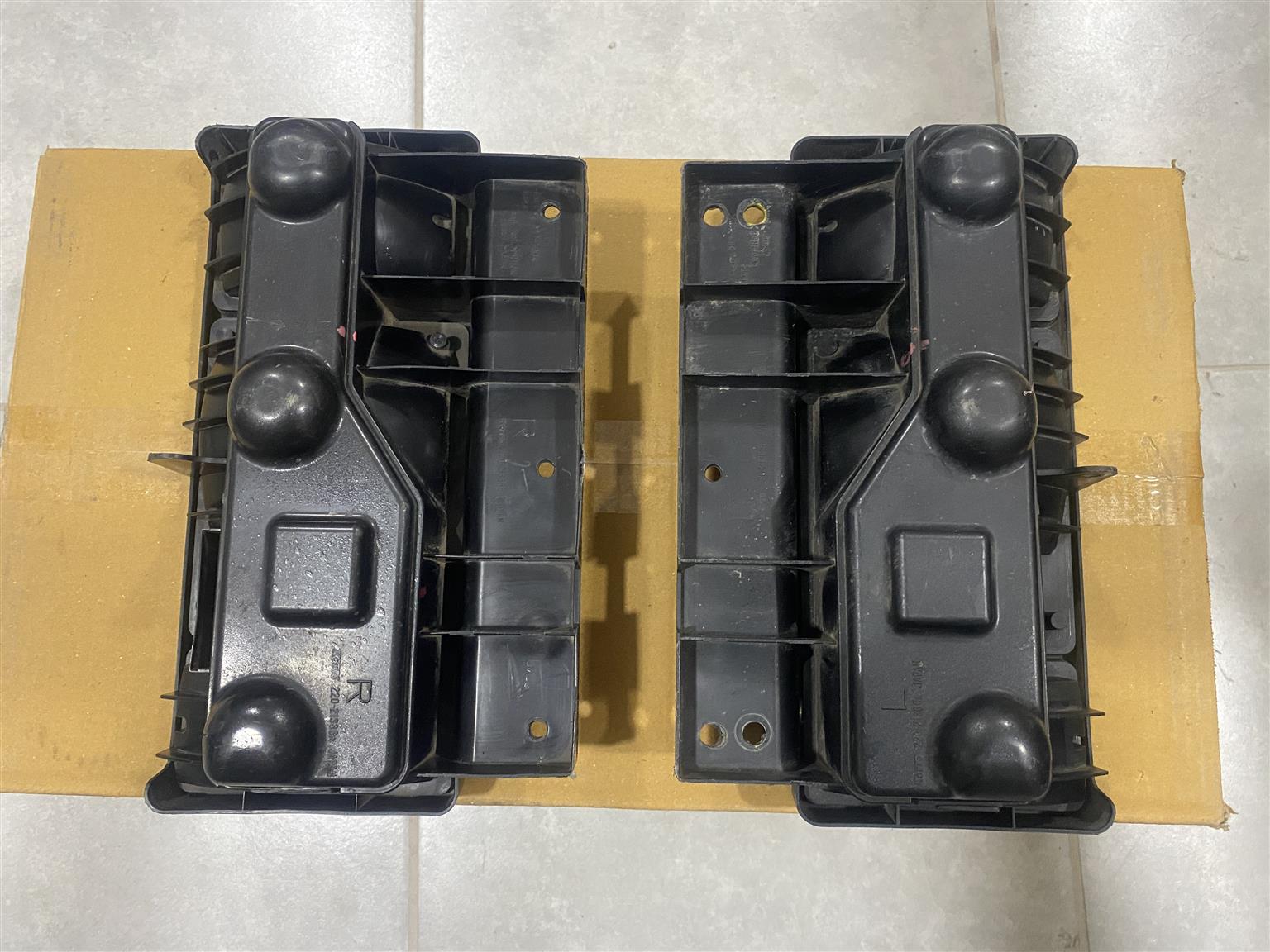 2017 ISUZU FTR TRUCK TAIL LIGHTS FOR SALE. IN PRISTINE CONDITION - Private Seller