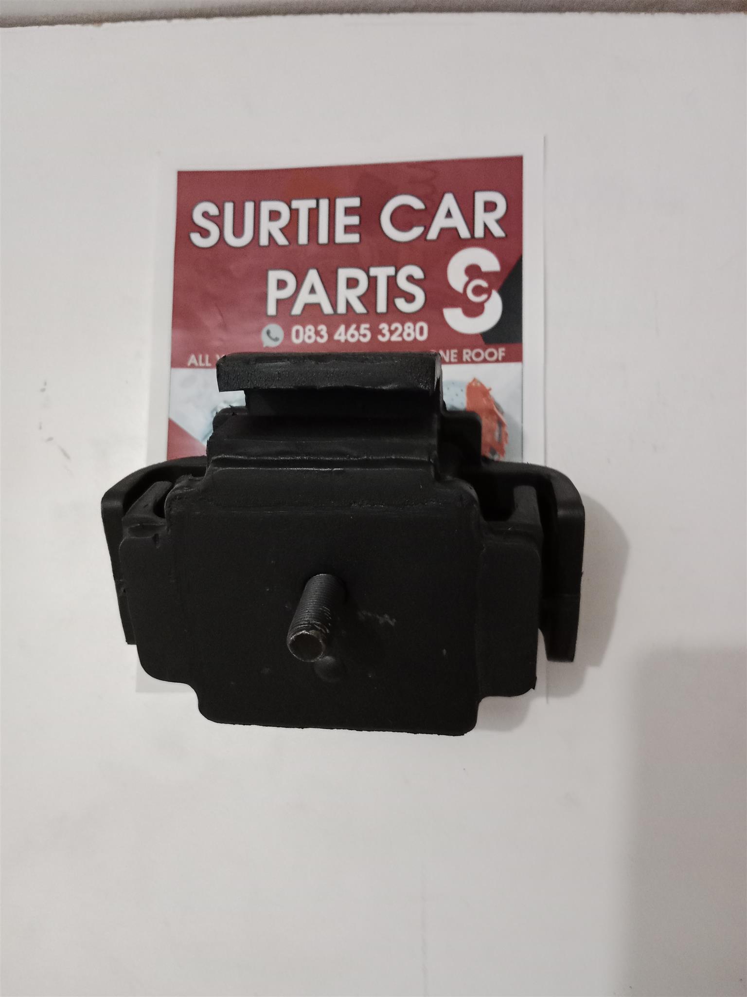 Left hand side engine mounting for sale - land cruiser HJ45 2H - Private Seller Left hand side engine mounting for sale - land cruiser HJ45 2H - Private Seller