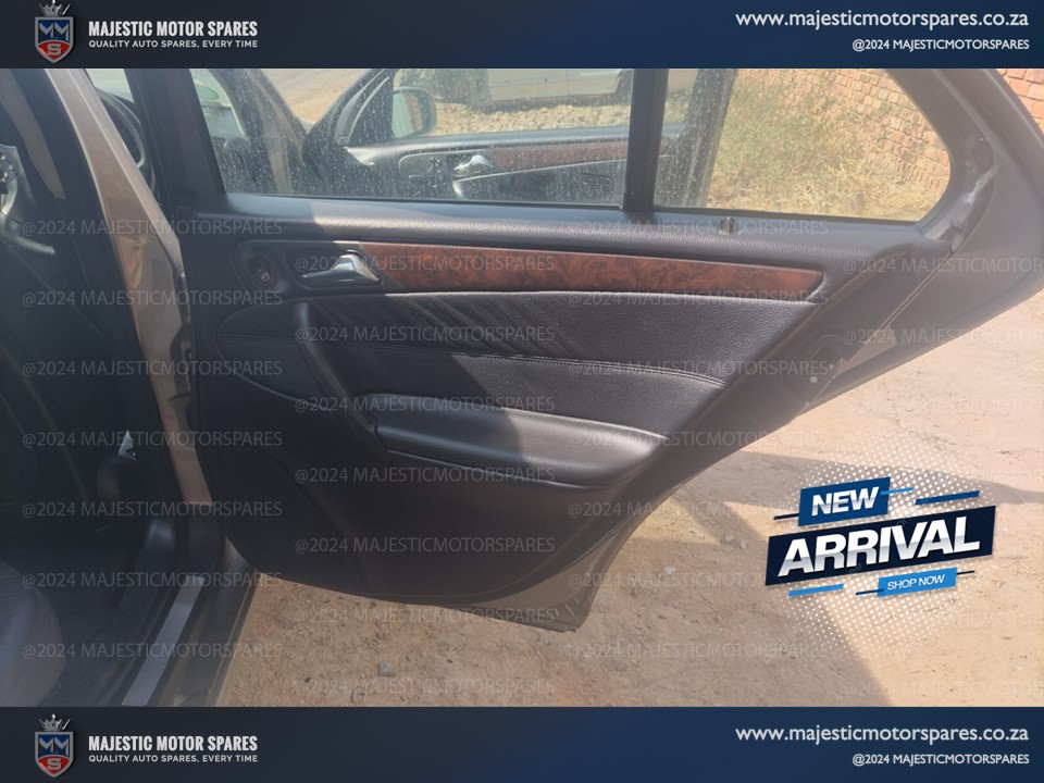 2005 mercedes c350 door panels for sale (w203) - Private Seller