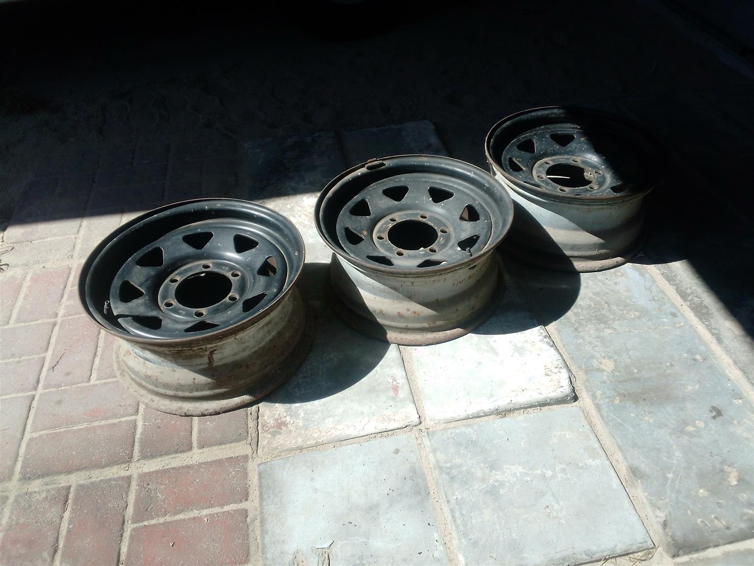 Mitsubishi bakkie steelie rims - Private Seller Mitsubishi bakkie steelie rims - Private Seller