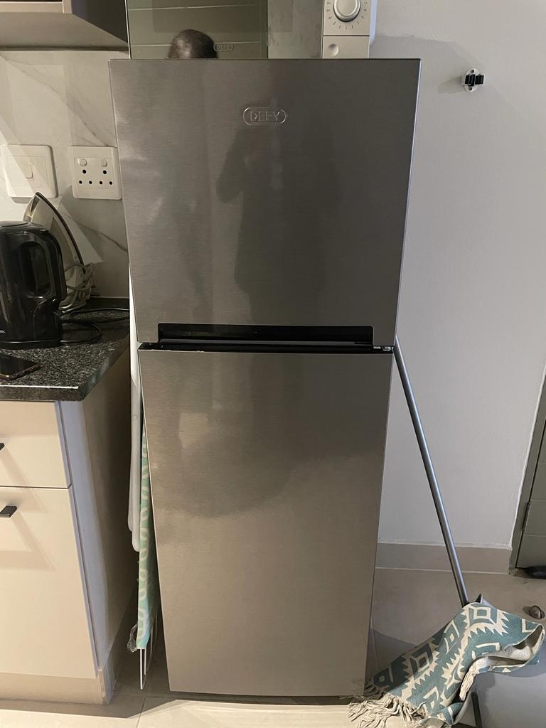 defy 170l fridge