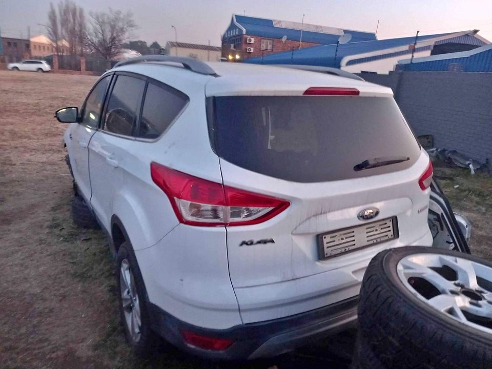 2014 Ford Kuga 1.6 manual stripping for spares - Private Seller 2014 Ford Kuga 1.6 manual stripping for spares - Private Seller