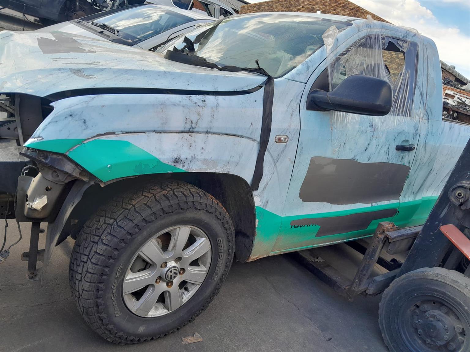 VW Amarok 2.0 TDI 2012 – Stripping for Spares - Private Seller VW Amarok 2.0 TDI 2012 – Stripping for Spares - Private Seller