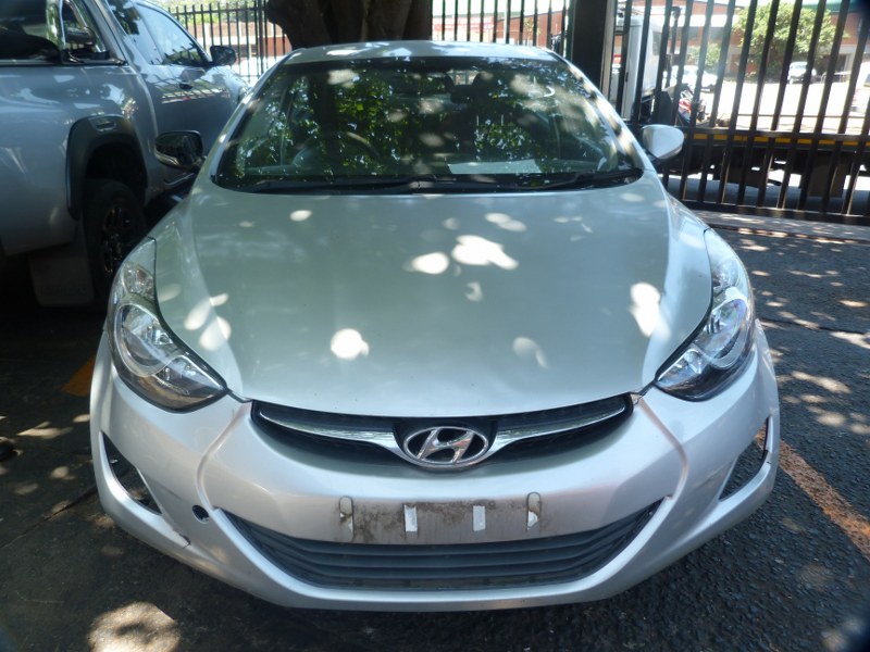 Hyundai Elantra 1.6 GLS Premium Manual Silver - 2012 STRIPPING FOR SPARES - Private Seller Hyundai Elantra 1.6 GLS Premium Manual Silver - 2012 STRIPPING FOR SPARES - Private Seller
