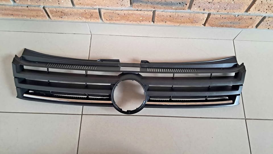 VW POLO VIVO 14/17  NEW FRONT GRILLES FOR SALE