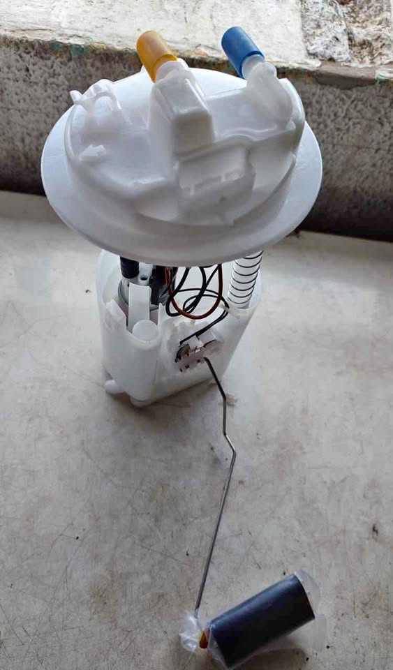 Kia Picanto 2.0D 00-07 Fuel Pump Gauge - Private Seller Kia Picanto 2.0D 00-07 Fuel Pump Gauge - Private Seller