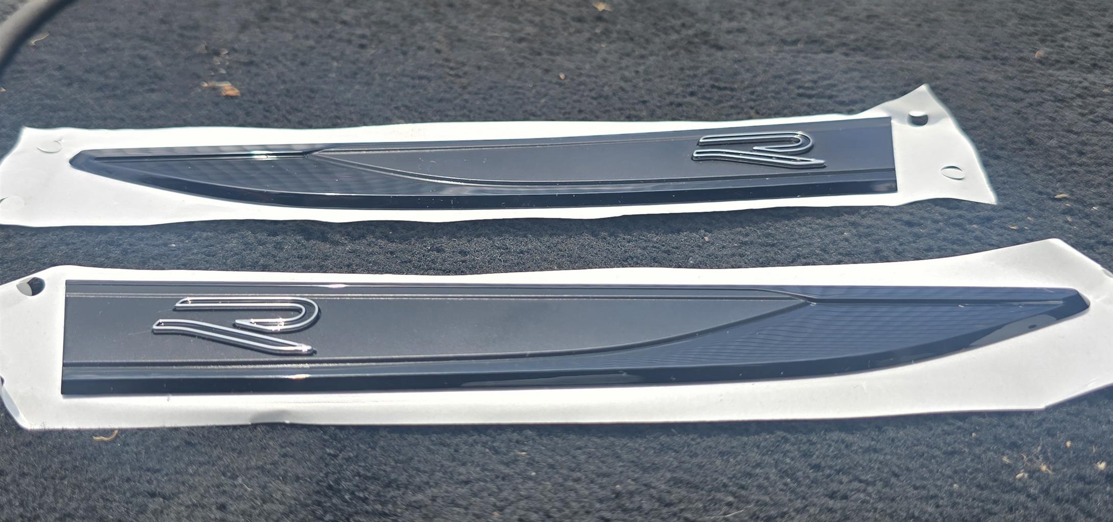 New stock arrivals  Polo fender badges R LINE - Private Seller