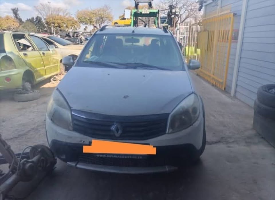Renault Sandero Stepway stripping for spares - Private Seller Renault Sandero Stepway stripping for spares - Private Seller
