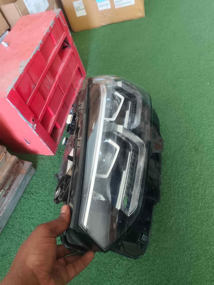 BMW X3 2023 headlights - Private Seller BMW X3 2023 headlights - Private Seller