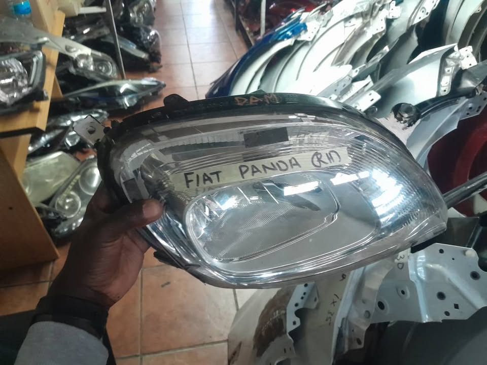 Fiat Panda Headlight lamp - Private Seller
