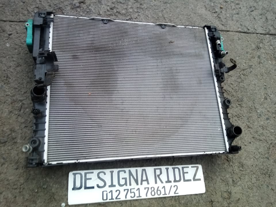 BMW V12 7 SERIES G11/G12 COOLING RADIATOR - Private Seller BMW V12 7 SERIES G11/G12 COOLING RADIATOR - Private Seller