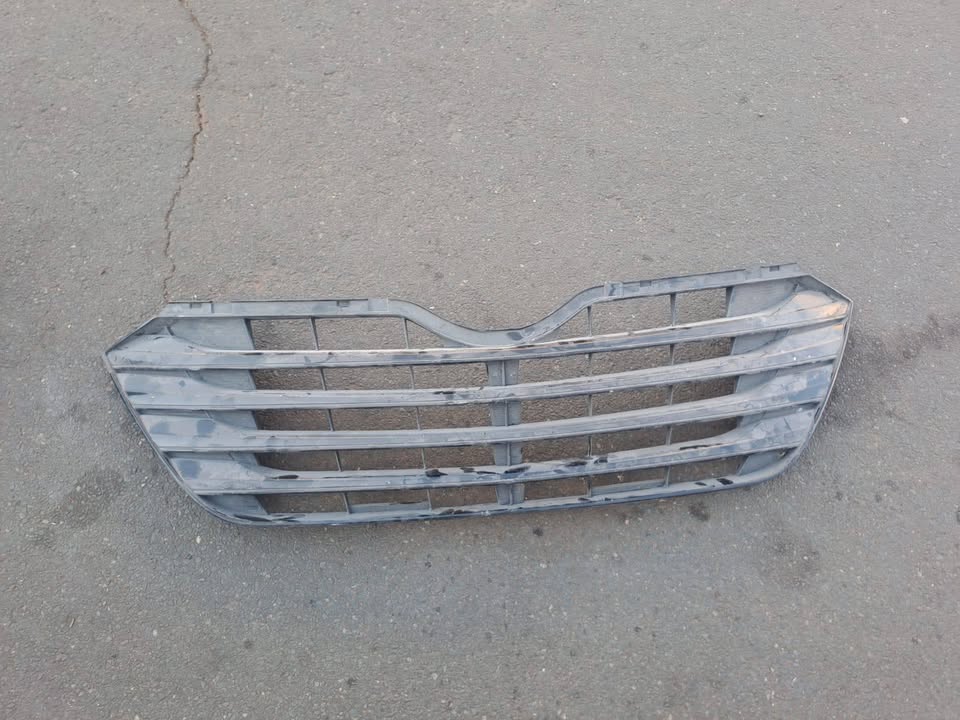2015 - 2021 TOYOTA AVANZA FRONT GRILLE - Private Seller 2015 - 2021 TOYOTA AVANZA FRONT GRILLE - Private Seller