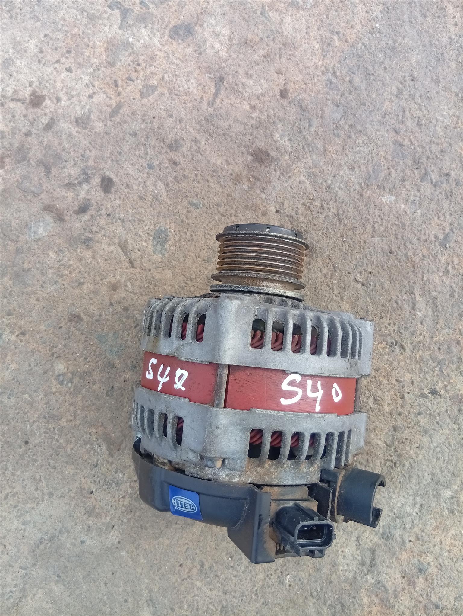 2007-2011 Volvo S40 alternator - Private Seller 2007-2011 Volvo S40 alternator - Private Seller