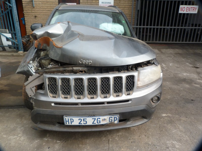 Jeep Compass 2.0 CVT Ltd AT Silver - 2012 STRIPPING FOR SPARES - Private Seller Jeep Compass 2.0 CVT Ltd AT Silver - 2012 STRIPPING FOR SPARES - Private Seller