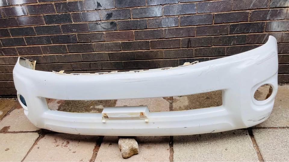 Toyota Hilux D4D bumper - Private Seller Toyota Hilux D4D bumper - Private Seller