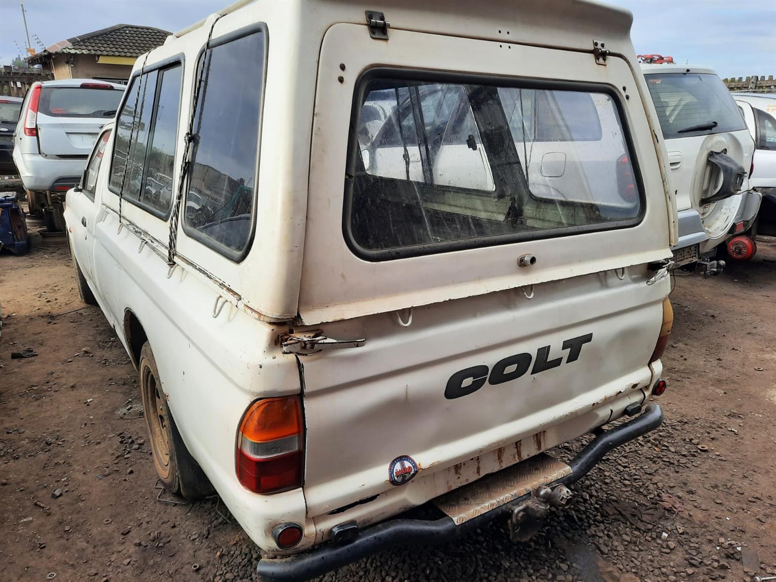 2000 Mitsubishi Coly 4y - Stripping for spares.