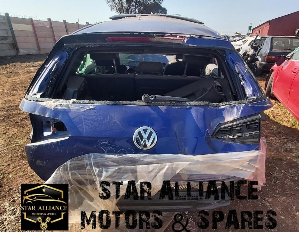 VW GOLF 7 R STRIPPING FOR SPARES - Private Seller VW GOLF 7 R STRIPPING FOR SPARES - Private Seller