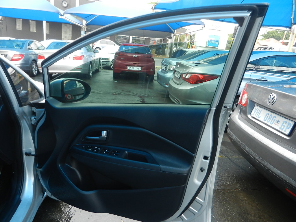 Used 2013 Kia Rio 1.4 5-door automatic - Private Seller