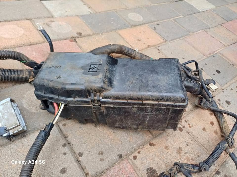 Isuzu go big fuse box - Private Seller Isuzu go big fuse box - Private Seller