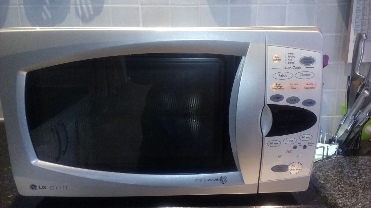 LG Microwave/ Grill Combo | Junk Mail
