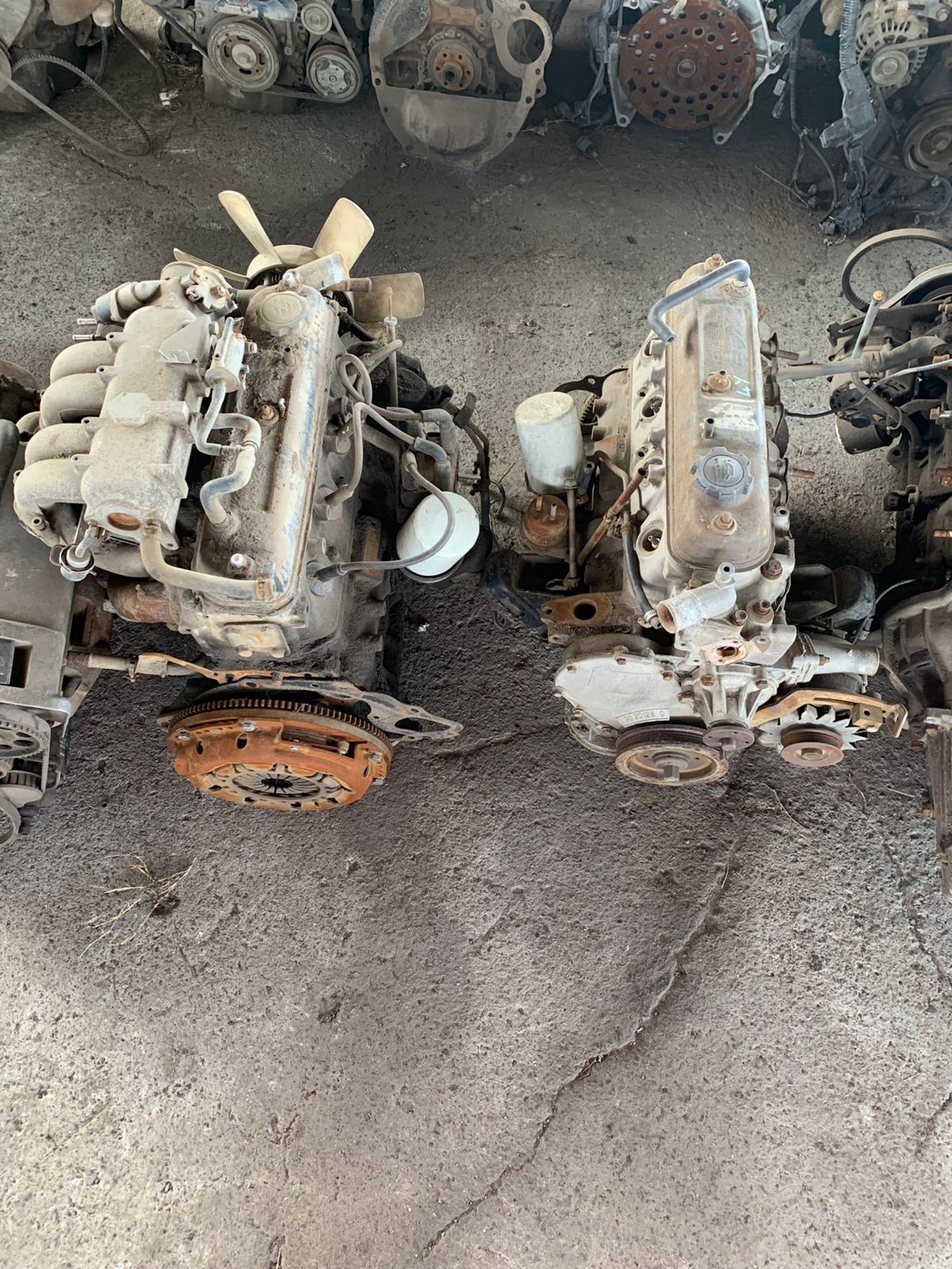 Toyota 4Y Engine and Subassembly - Private Seller Toyota 4Y Engine and Subassembly - Private Seller