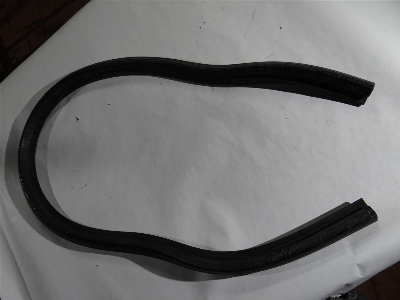 VW / Audi –  Under Bonnet Seal Rubber Strip VW / Audi –  Under Bonnet Seal Rubber Strip