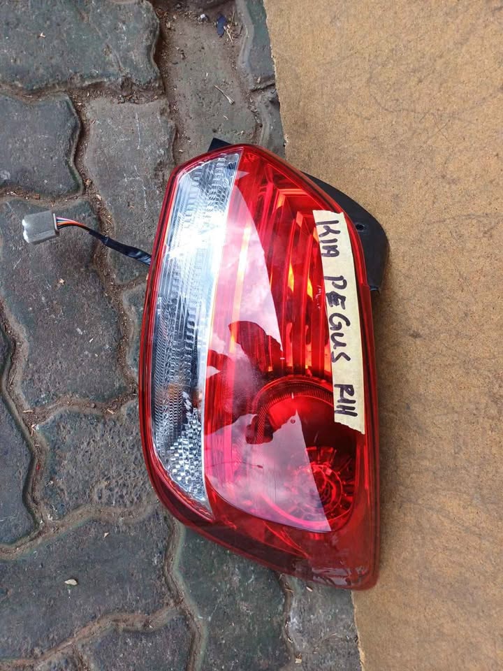 KIA pegasus Taillight Right side (very clean) available for sale now - Private Seller KIA pegasus Taillight Right side (very clean) available for sale now - Private Seller