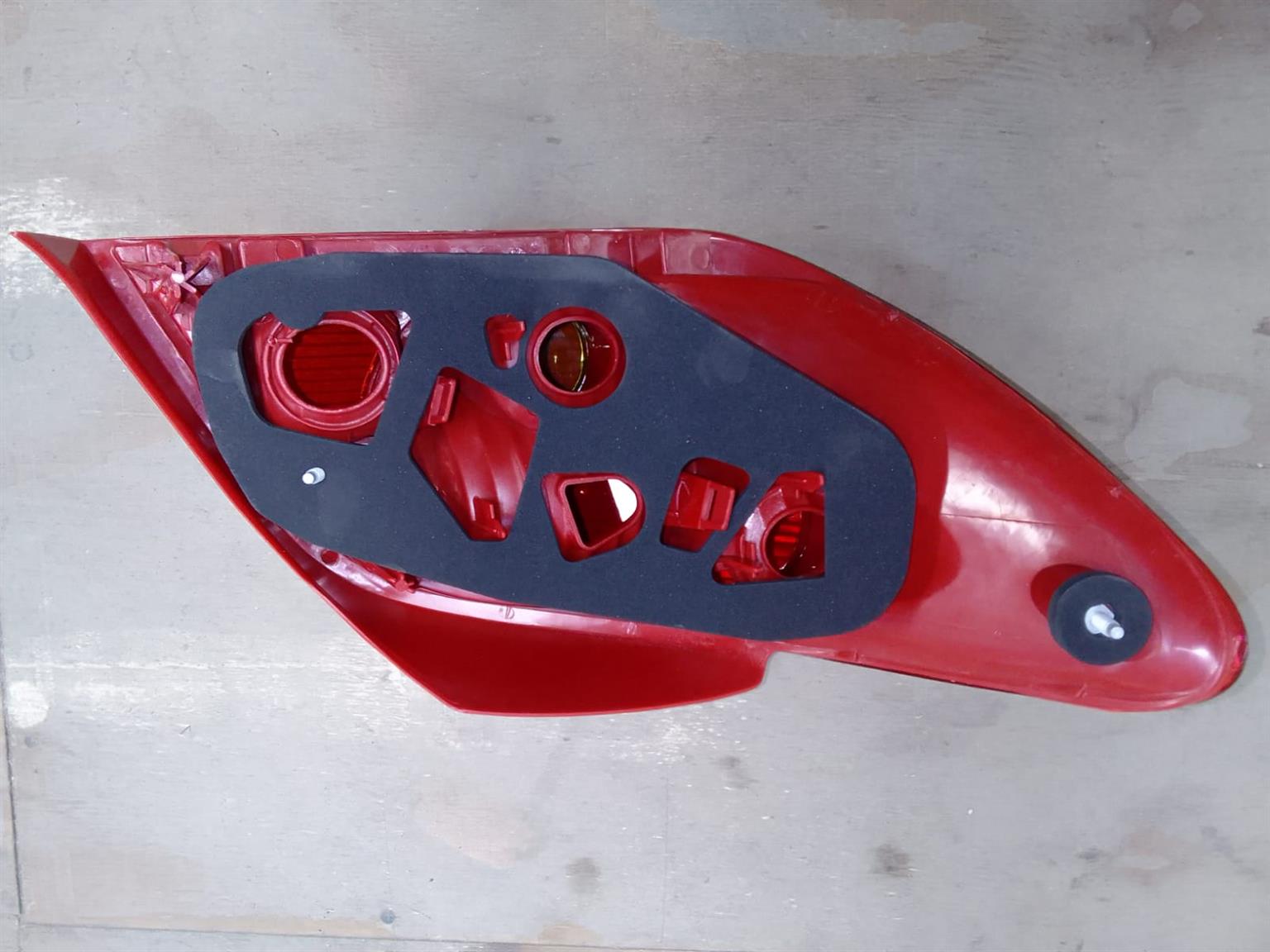 CHEVROLET CRUZE SEDAN 2009 NEW LEFT REAR TAILLIGHT FOR SALE - Private Seller