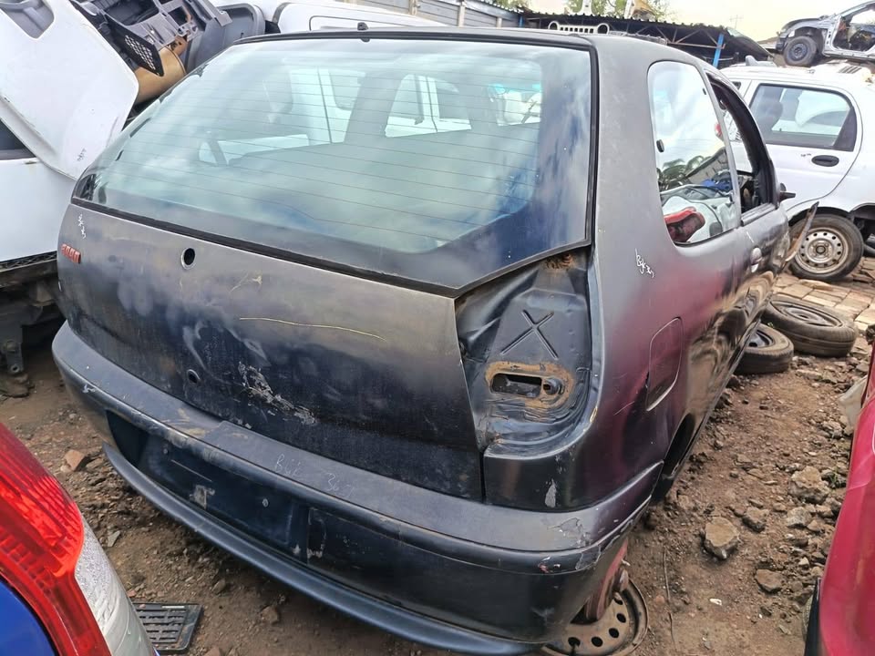 Fiat palio stripping for spares - Private Seller Fiat palio stripping for spares - Private Seller