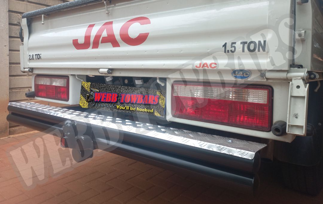 JAC Motors X200 Double Tube and Step Towbars