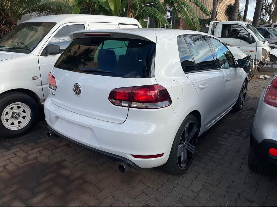 GOLF GTI 6 MANUAL SPARES - Private Seller GOLF GTI 6 MANUAL SPARES - Private Seller