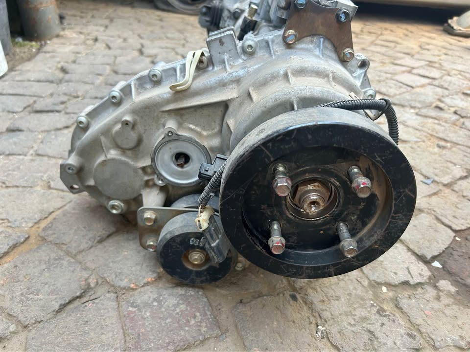 Hyundai Terrecan 2.9CRDi 4x4 Gearbox Available Call or WhatsApp - Private Seller