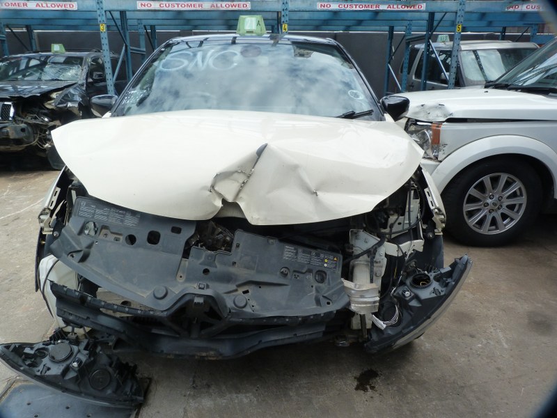 Renault Captur 900T Dynamique Manual Cream - 2015 STRIPPING FOR SPARES - Private Seller Renault Captur 900T Dynamique Manual Cream - 2015 STRIPPING FOR SPARES - Private Seller