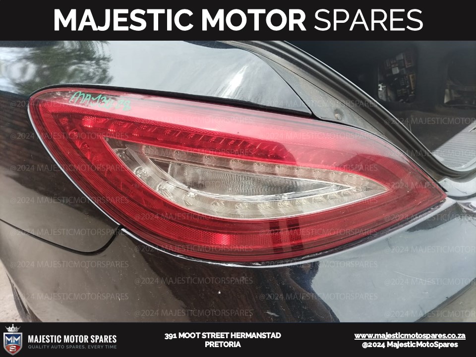 mercedes cls 350 bluetec w218 tail light for sale - Private Seller
