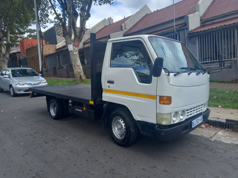 TOYOTA DYNA 55K