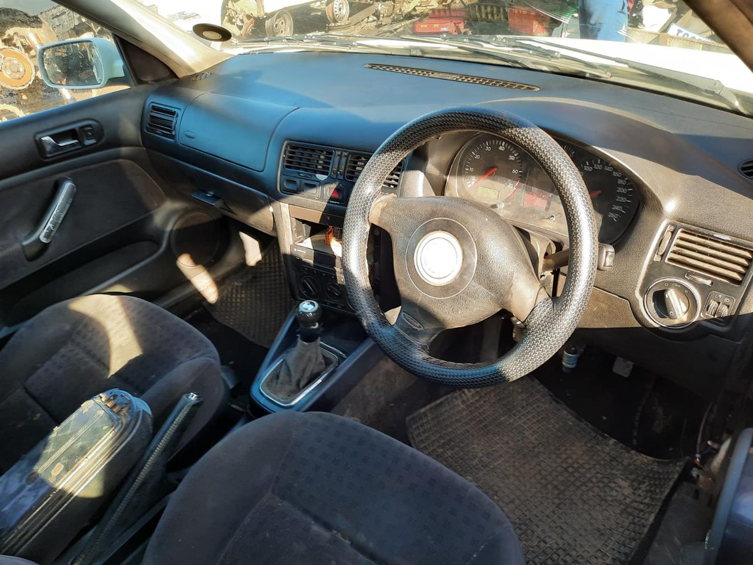 2003 VW Jetta - Stripping for Spares