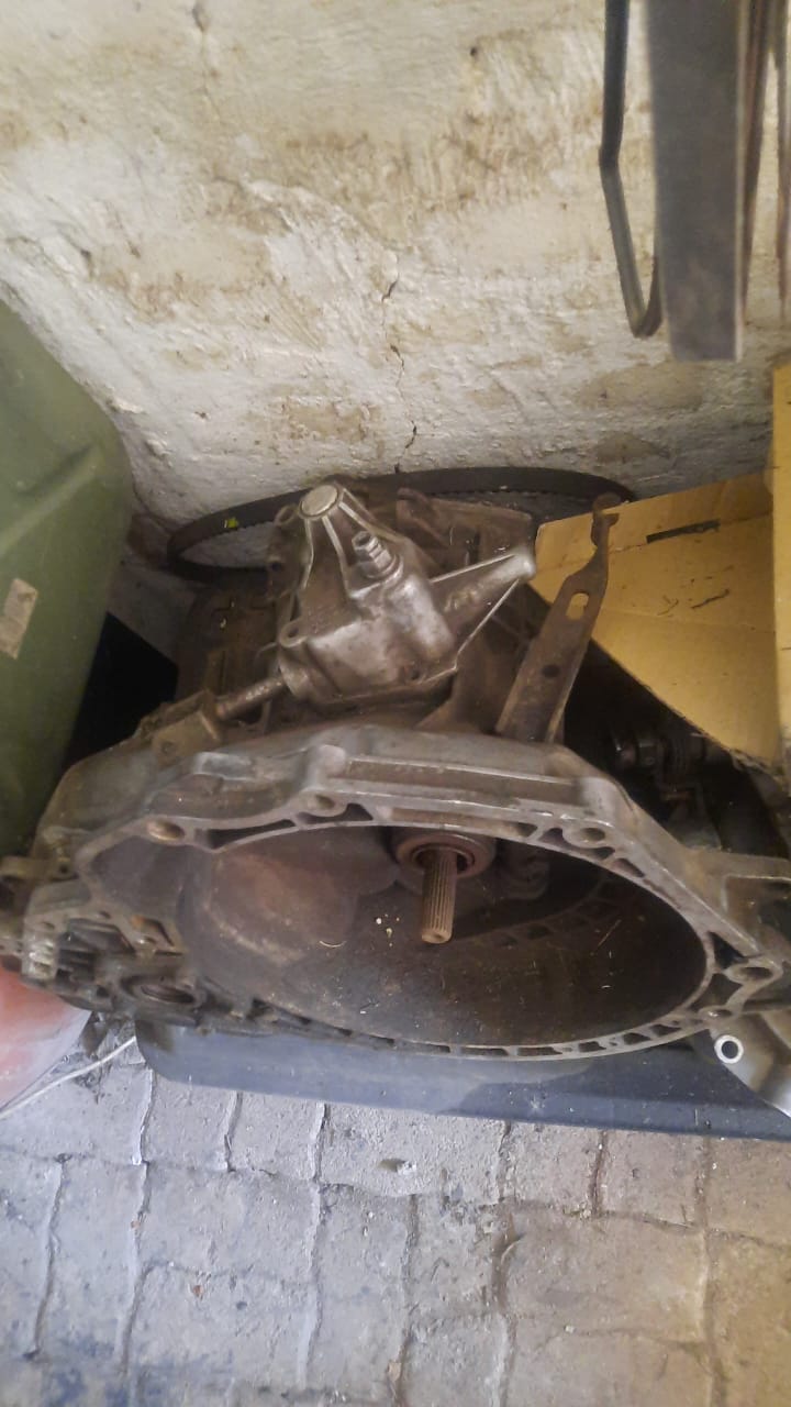 Opel engine / head / gearboxes for sale
