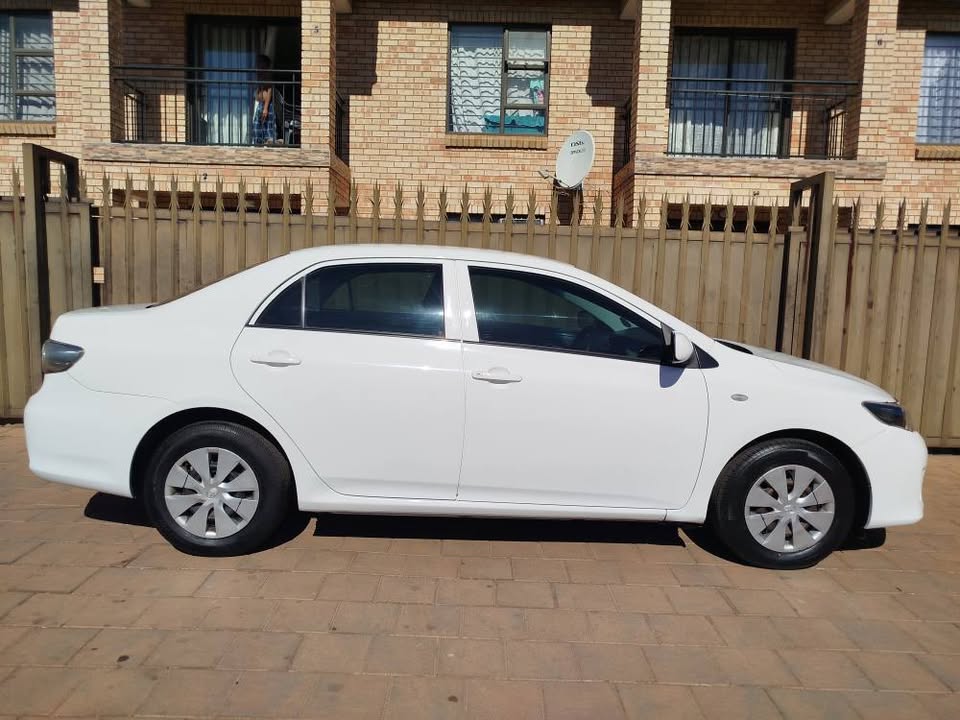 2017 Toyota Corolla Quest 1.6i Spare keys immaculate condition