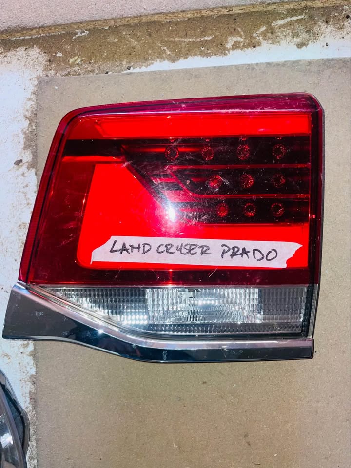 Toyota LandCruiser Prado taillight 2016/20 - Private Seller Toyota LandCruiser Prado taillight 2016/20 - Private Seller