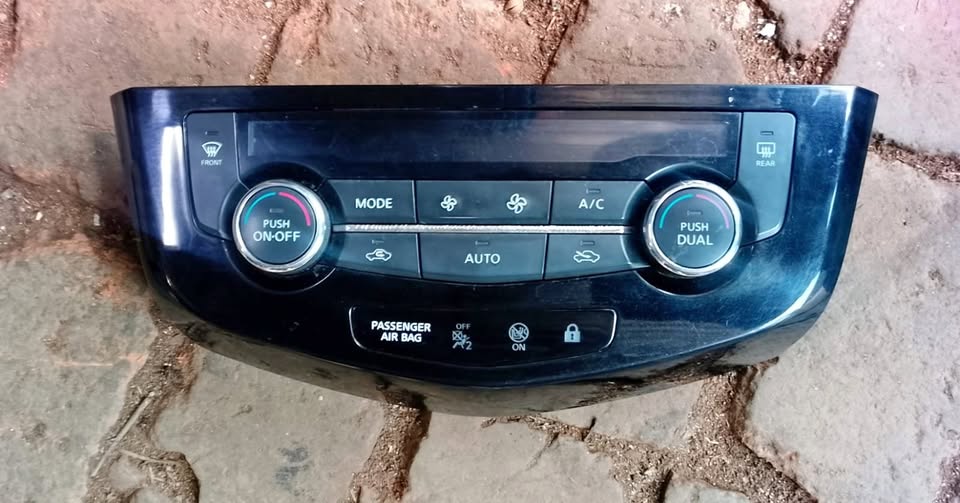 Nissan Qashqai 2013-2021 Climate Control For Sale - Private Seller Nissan Qashqai 2013-2021 Climate Control For Sale - Private Seller
