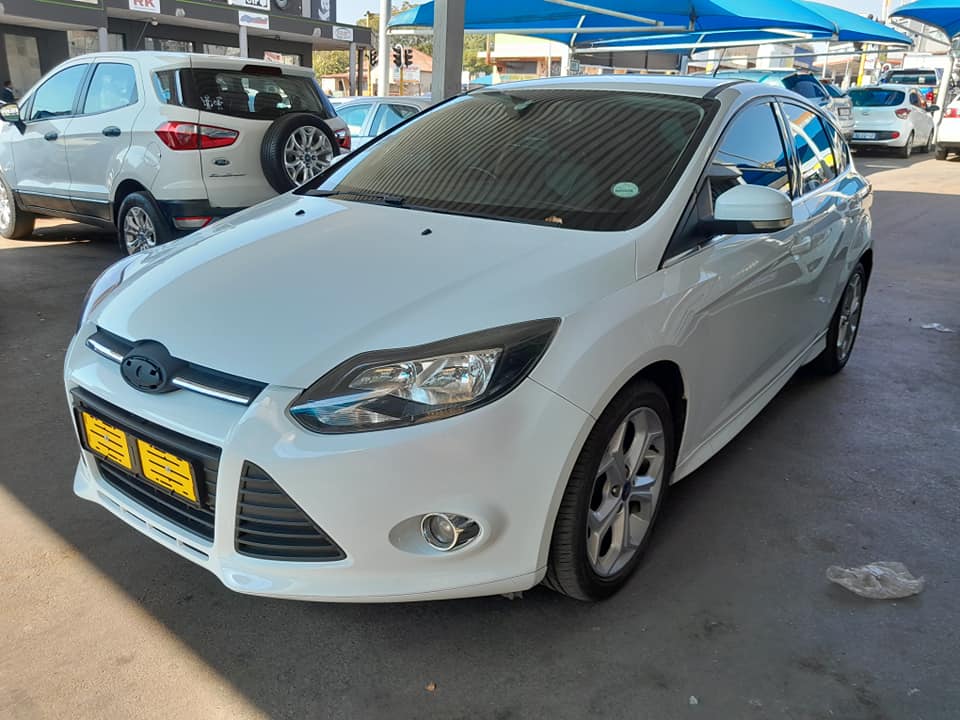 2014 FORD FOCUS 2.0 SPORT MANUAL