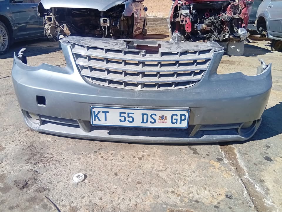 Chrysler Sebring front bumper