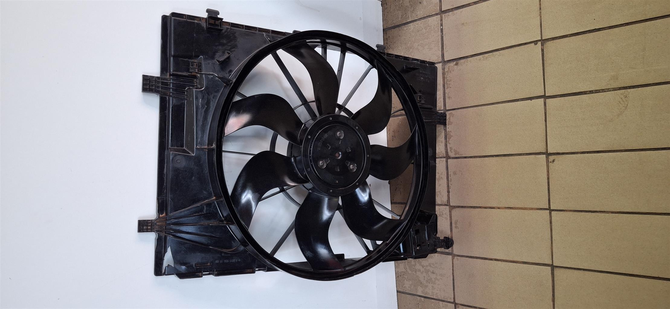 2021 MERCEDES BENZ C CLASS RADIATOR FAN FOR SALE IN EXCELLENT CONDITION - Private Seller