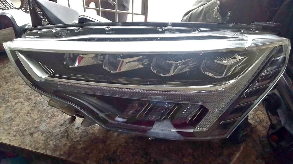 HAVAL HEADLIGHTS - Private Seller HAVAL HEADLIGHTS - Private Seller