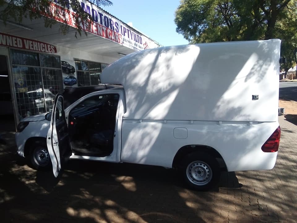 2022 TOYOTA HILUX 2.4 GD6 4X2 LOWBASE SINGLE CAB MANUAL WHITE DIESEL CANOPY SPARE KEY SERVICE