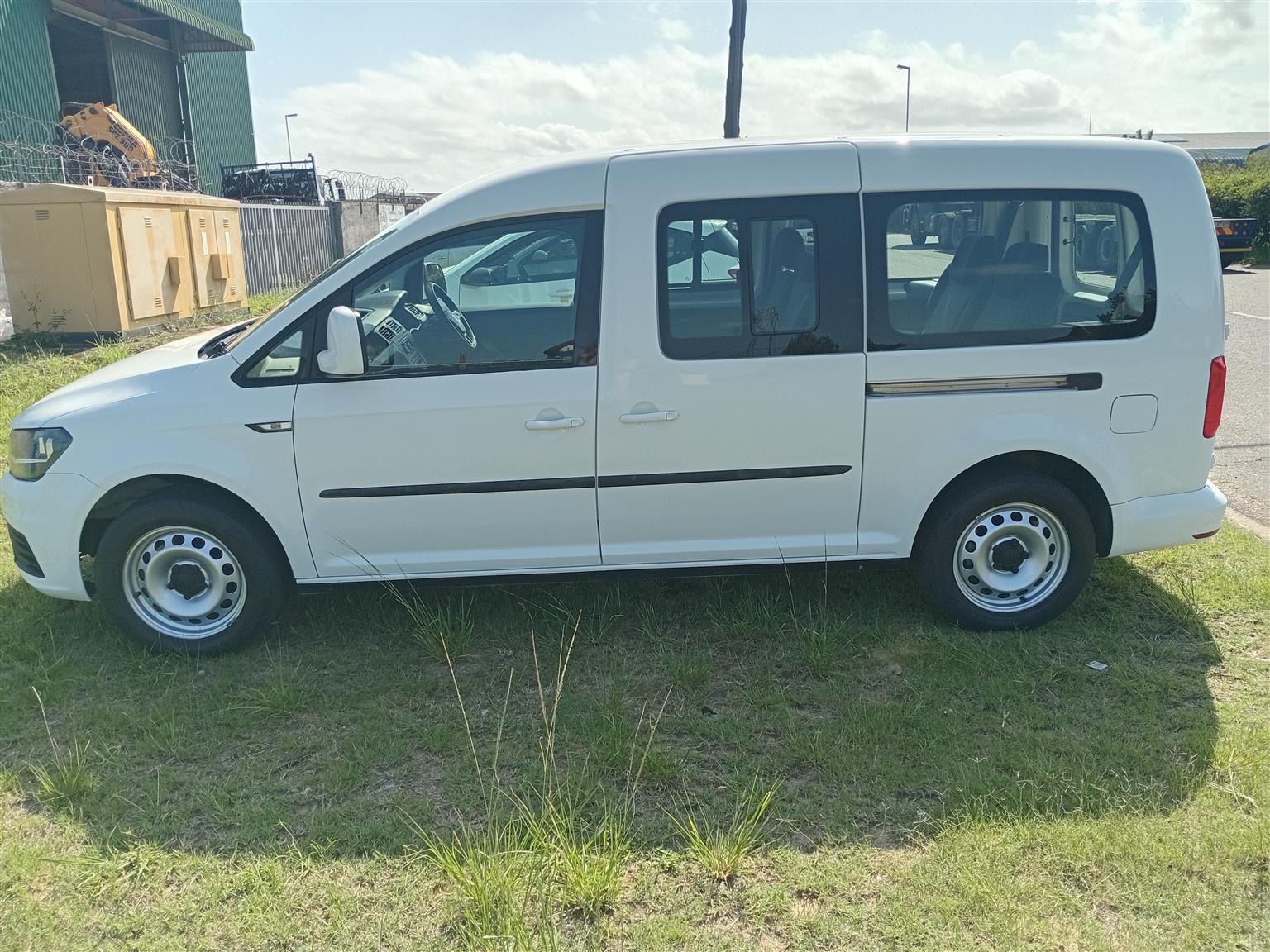 Used 2017 Volkswagen Caddy Maxi 2.0TDI crew bus - Private Seller