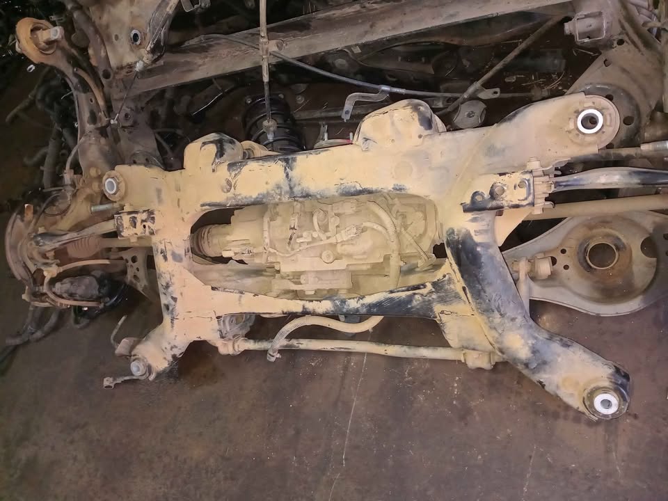 Toyota Rav4 complete rear suspension new shape - Private Seller