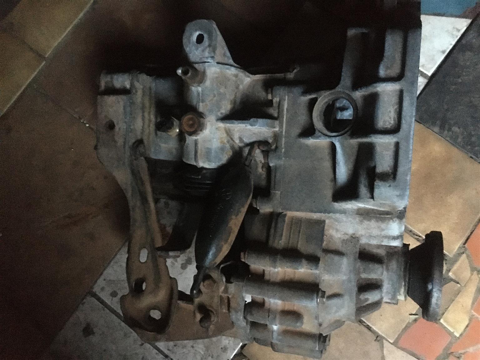 Polo classic and golf 1,2,3 gearbox - Private Seller