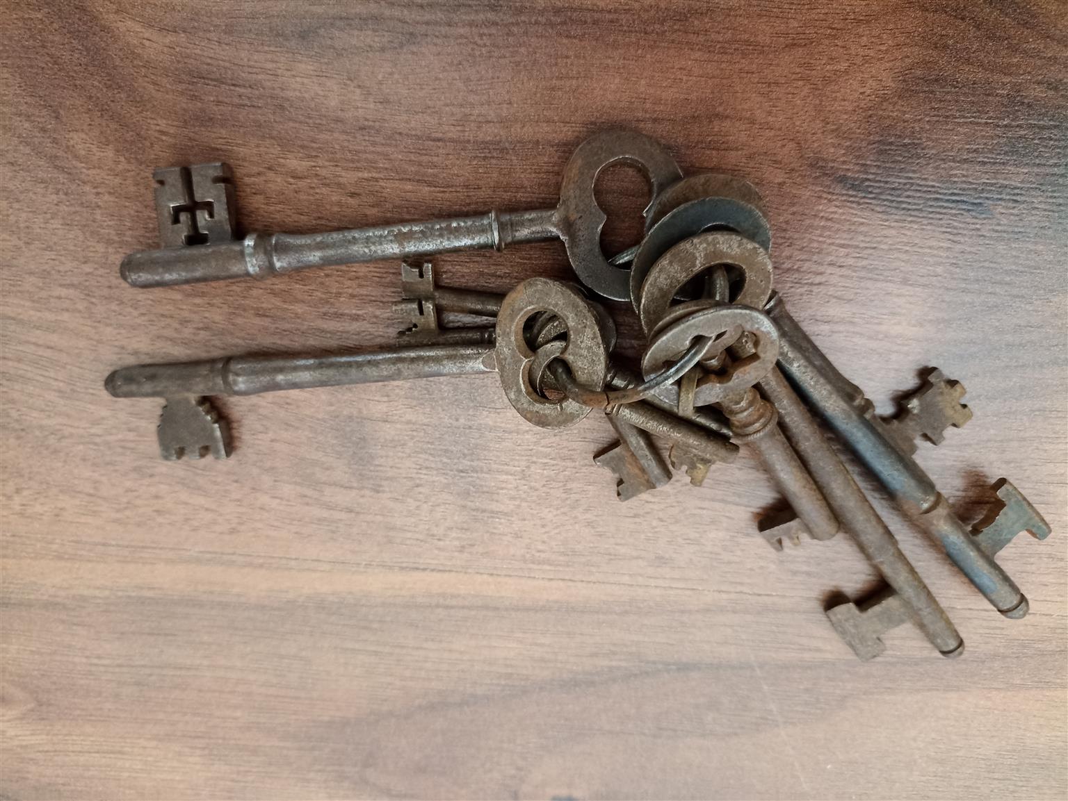 Keys (vintage)