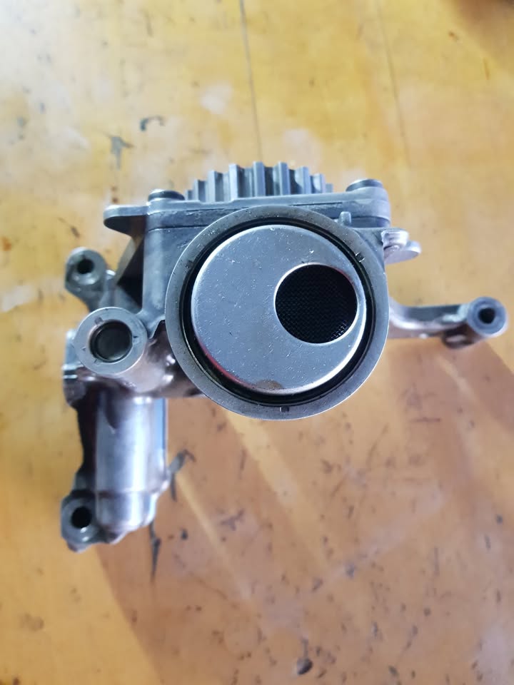 Ford Fiesta 1.0L Oil pump - Private Seller Ford Fiesta 1.0L Oil pump - Private Seller